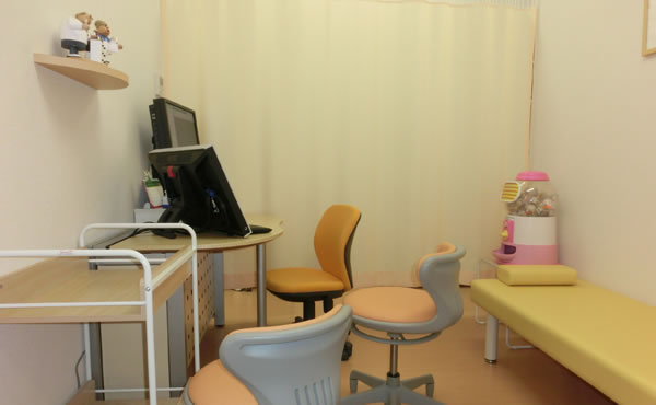 診察室2